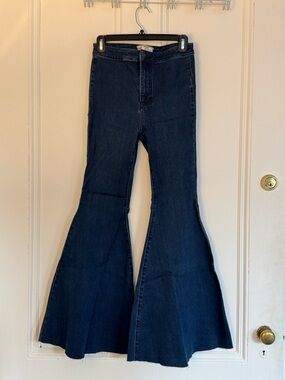 Free People / We the Free Dark Blue Just Float On Flare Jeans